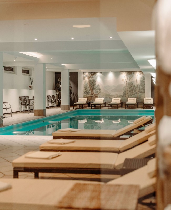 Indoor Pool im Hotel Alte Post